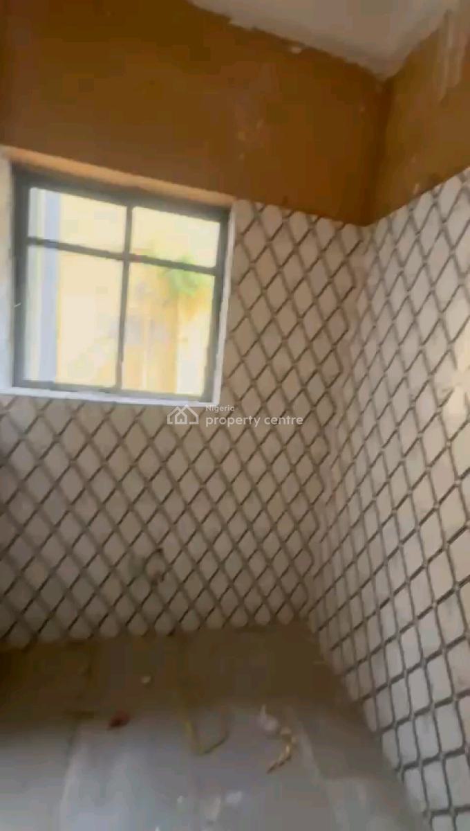 Standard and Spacious Room Self Control, Apata, Shomolu, Lagos, Self Contain (single Rooms) for Rent