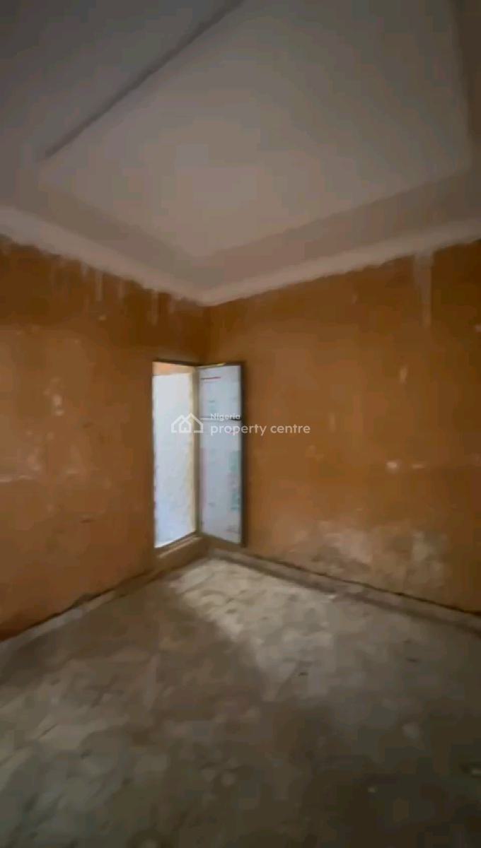 Standard and Spacious Room Self Control, Apata, Shomolu, Lagos, Self Contain (single Rooms) for Rent