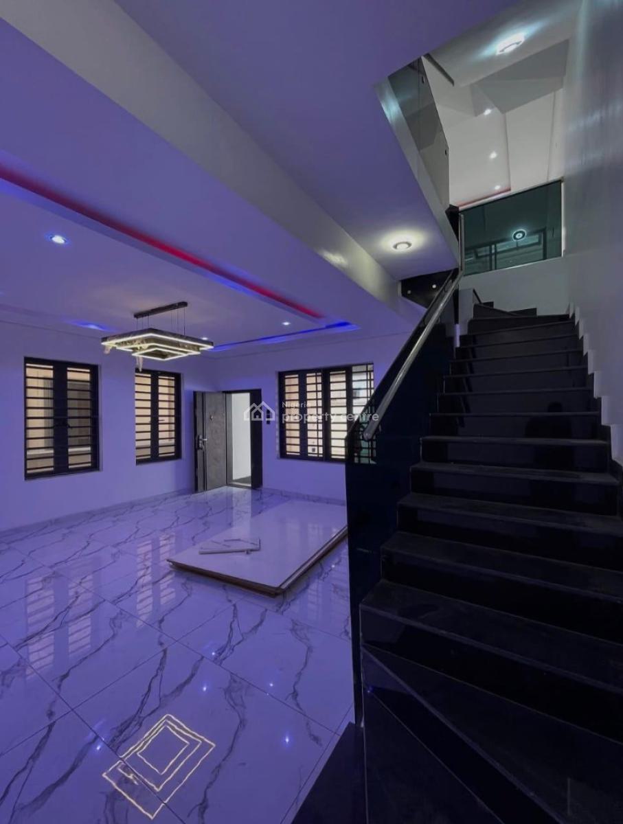 4-bedroom Semi-detached Duplex with Bq, Ikate, Lekki, Lagos, Semi-detached Duplex for Sale