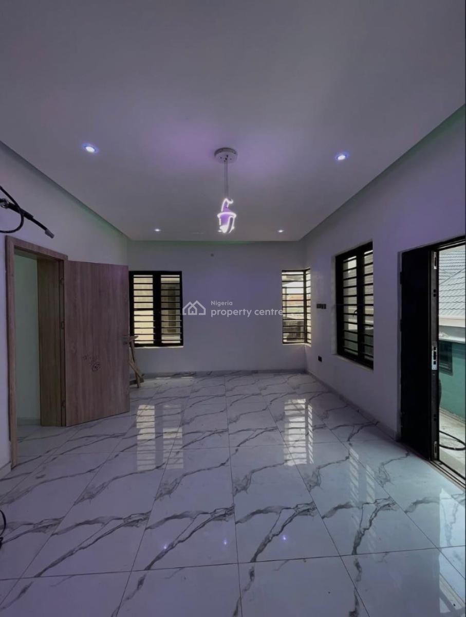 4-bedroom Semi-detached Duplex with Bq, Ikate, Lekki, Lagos, Semi-detached Duplex for Sale