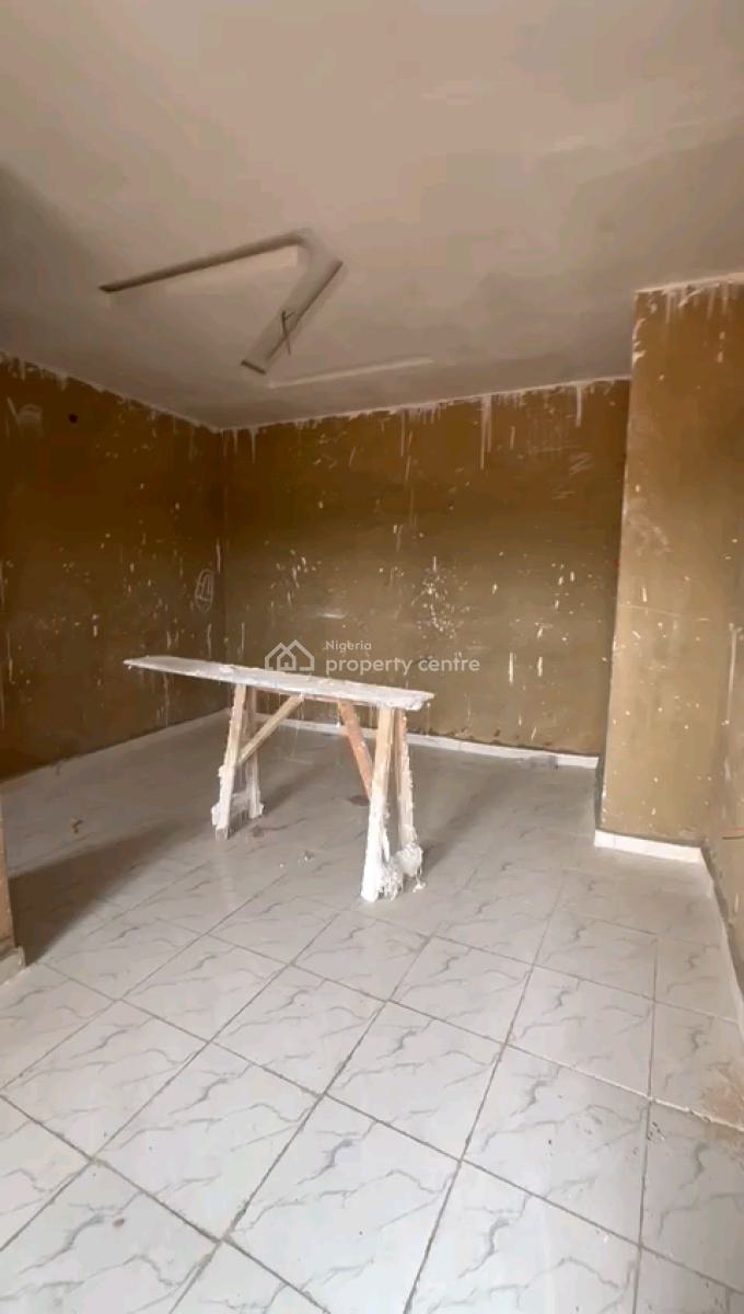 Standard and Spacious Room Self Contained, Shomolu, Shomolu, Lagos, Self Contain (single Rooms) for Rent