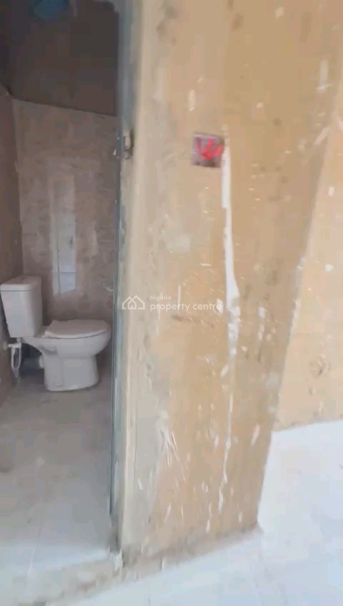 Standard and Spacious Room Self Contained, Shomolu, Shomolu, Lagos, Self Contain (single Rooms) for Rent