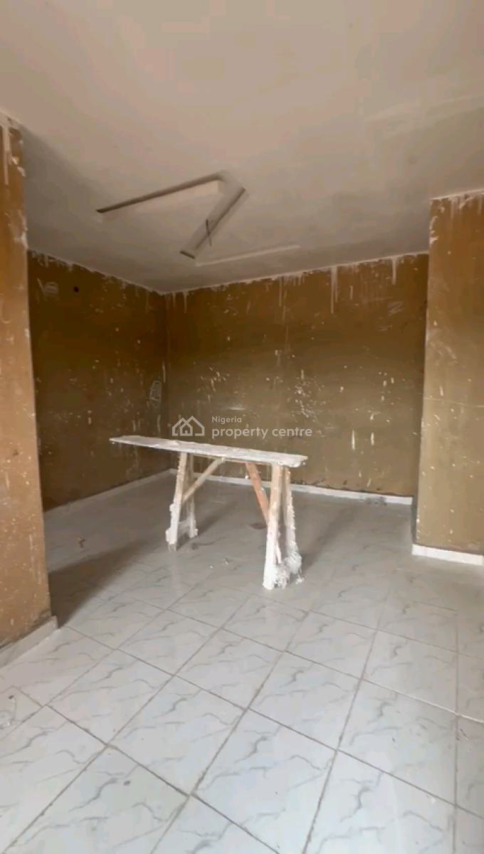 Standard and Spacious Room Self Contained, Shomolu, Shomolu, Lagos, Self Contain (single Rooms) for Rent