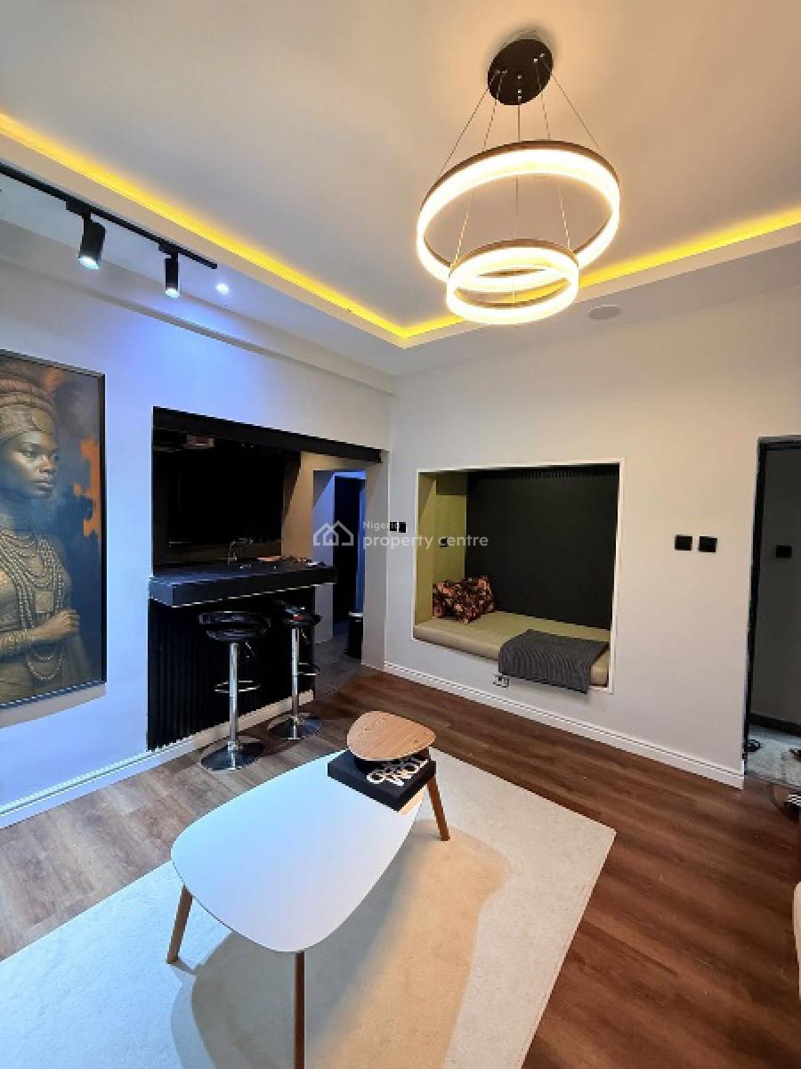 Cozy and Themed 1 Bedroom Apartment, Wuse 2, Abuja, Flat / Apartment Short Let
