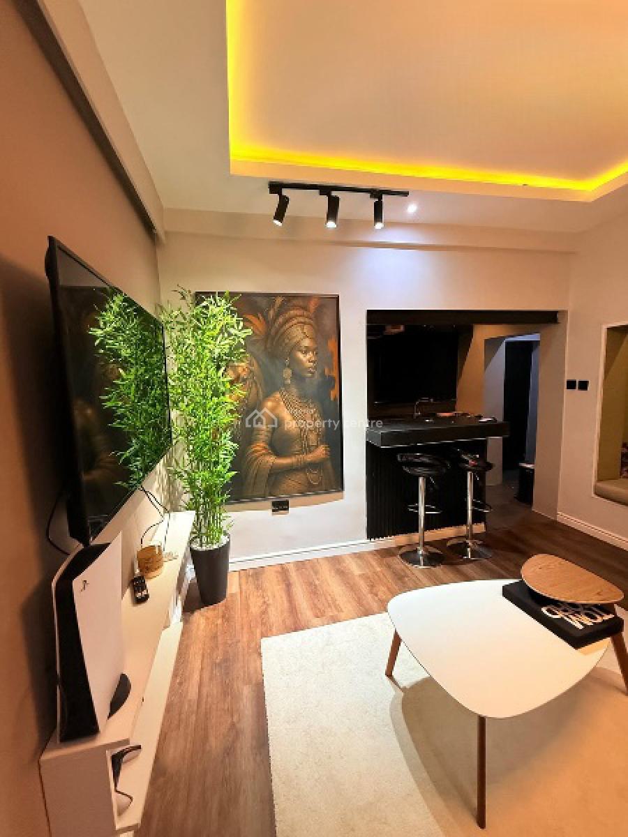Cozy and Themed 1 Bedroom Apartment, Wuse 2, Abuja, Flat / Apartment Short Let