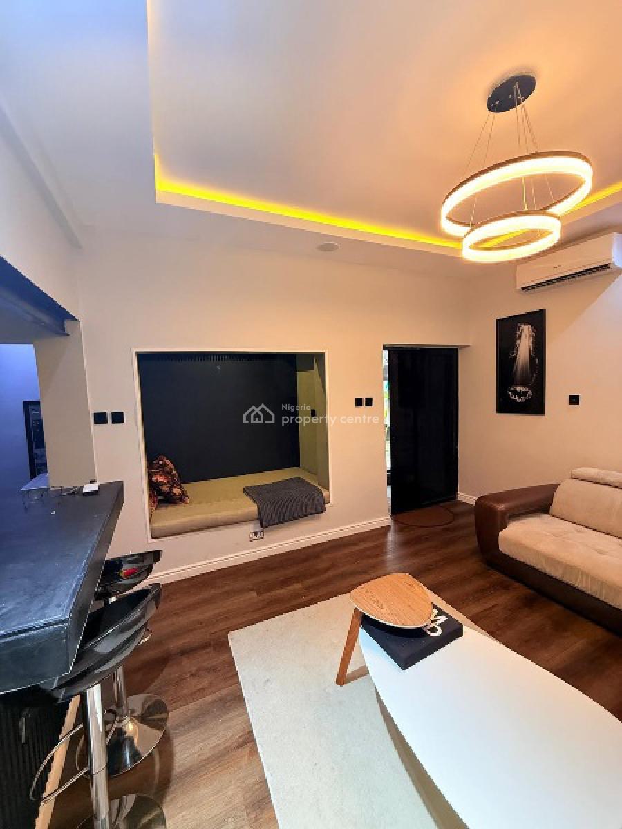 Cozy and Themed 1 Bedroom Apartment, Wuse 2, Abuja, Flat / Apartment Short Let