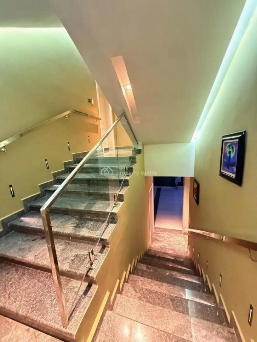 Luxuryshortsabuja Artsy and Massive 2 Bedroom Duplex Apartment, Maitama District, Abuja, Flat / Apartment Short Let