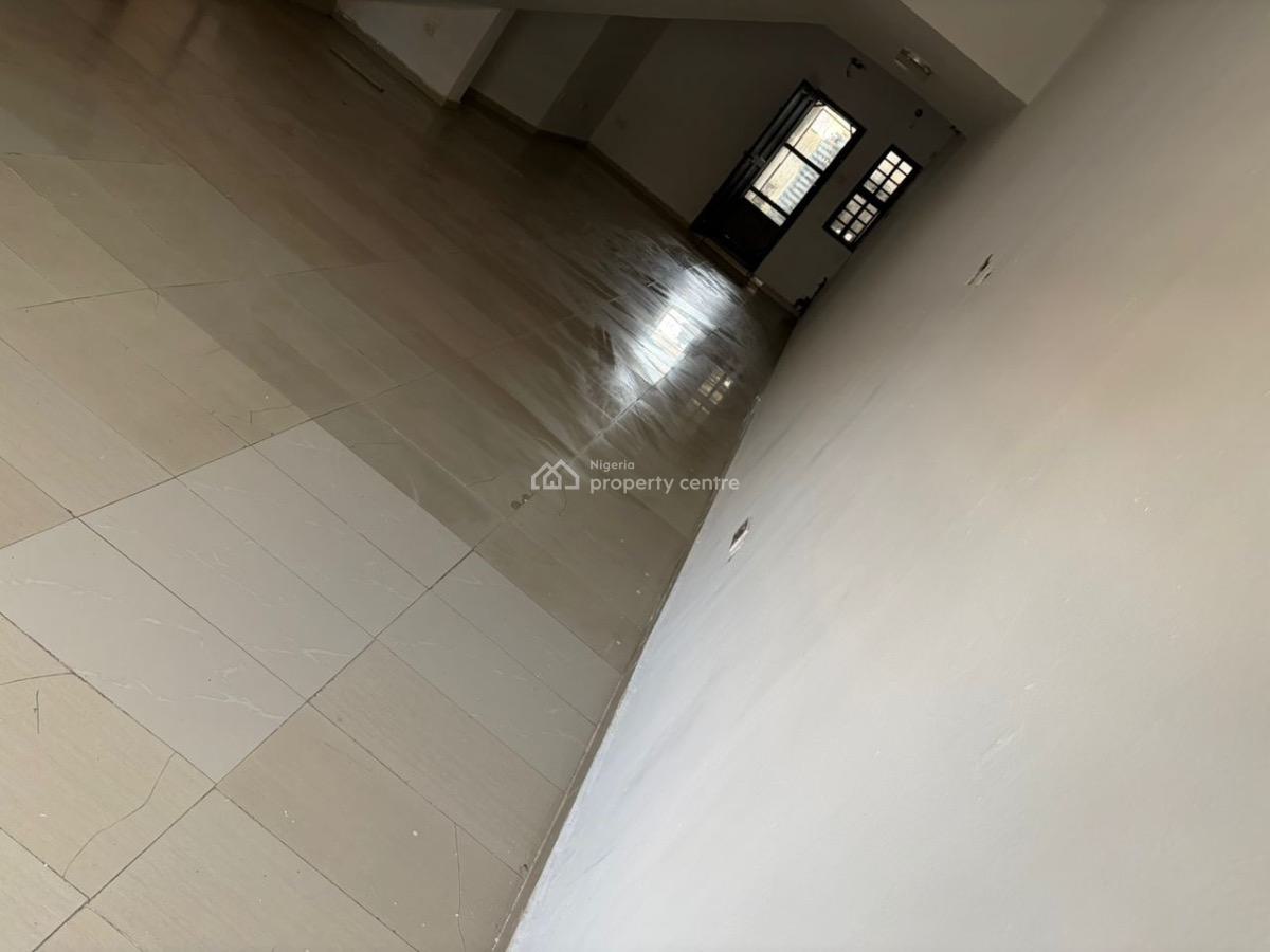 Very Spacious Room & Parlour with Excellent Facilities, Orchid Road, Lekki, Lagos, Flat / Apartment for Rent