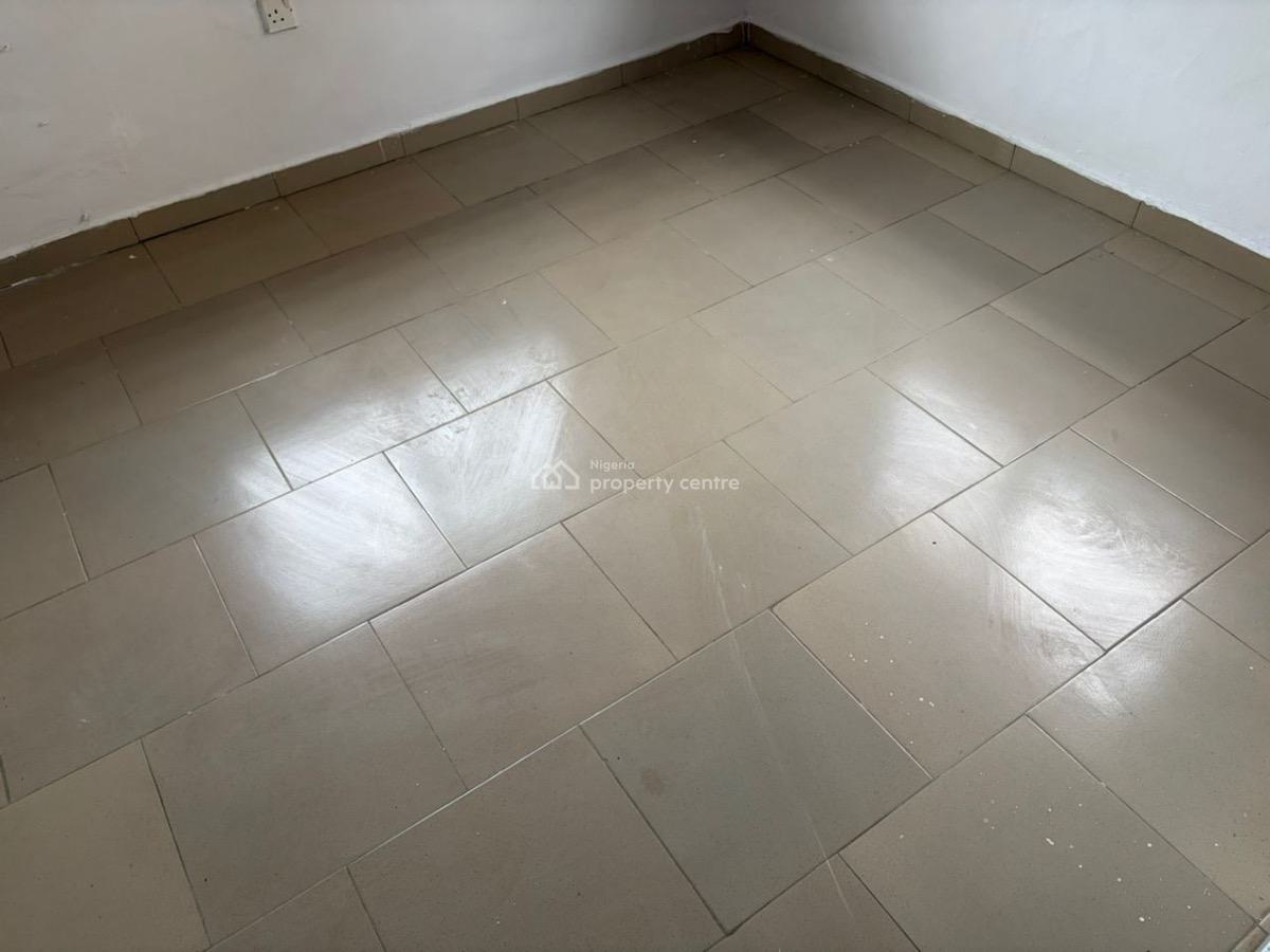 Very Spacious Room & Parlour with Excellent Facilities, Orchid Road, Lekki, Lagos, Flat / Apartment for Rent