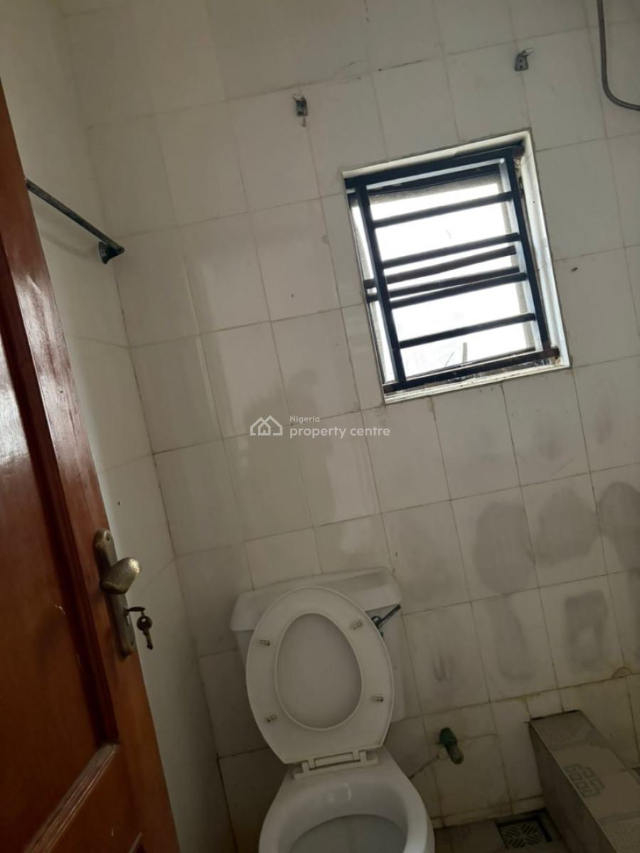 Very Spacious Room & Parlour with Excellent Facilities, Orchid Road, Lekki, Lagos, Flat / Apartment for Rent