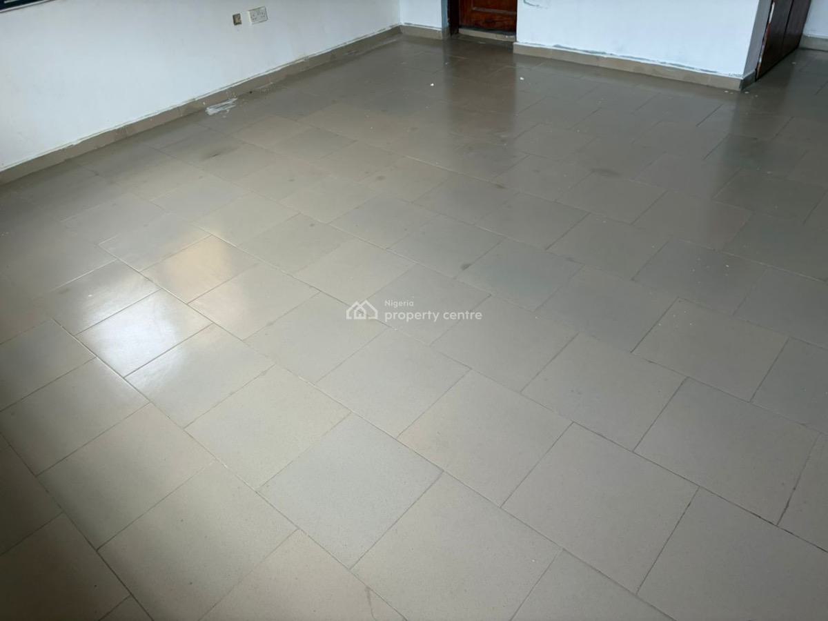 Master Room and Parlor with Excellent Facilities, Orchid Road, Lekki, Lagos, Flat / Apartment for Rent