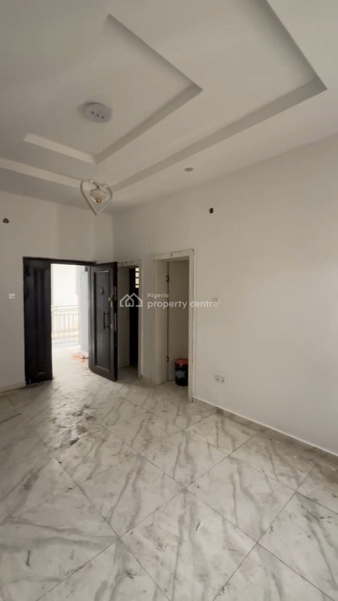 Luxury Newly Built 2brm Down Floor, Orchid Road, Lekki, Lagos, Flat / Apartment for Rent