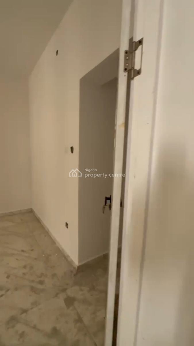 Luxury Newly Built 2brm Down Floor, Orchid Road, Lekki, Lagos, Flat / Apartment for Rent