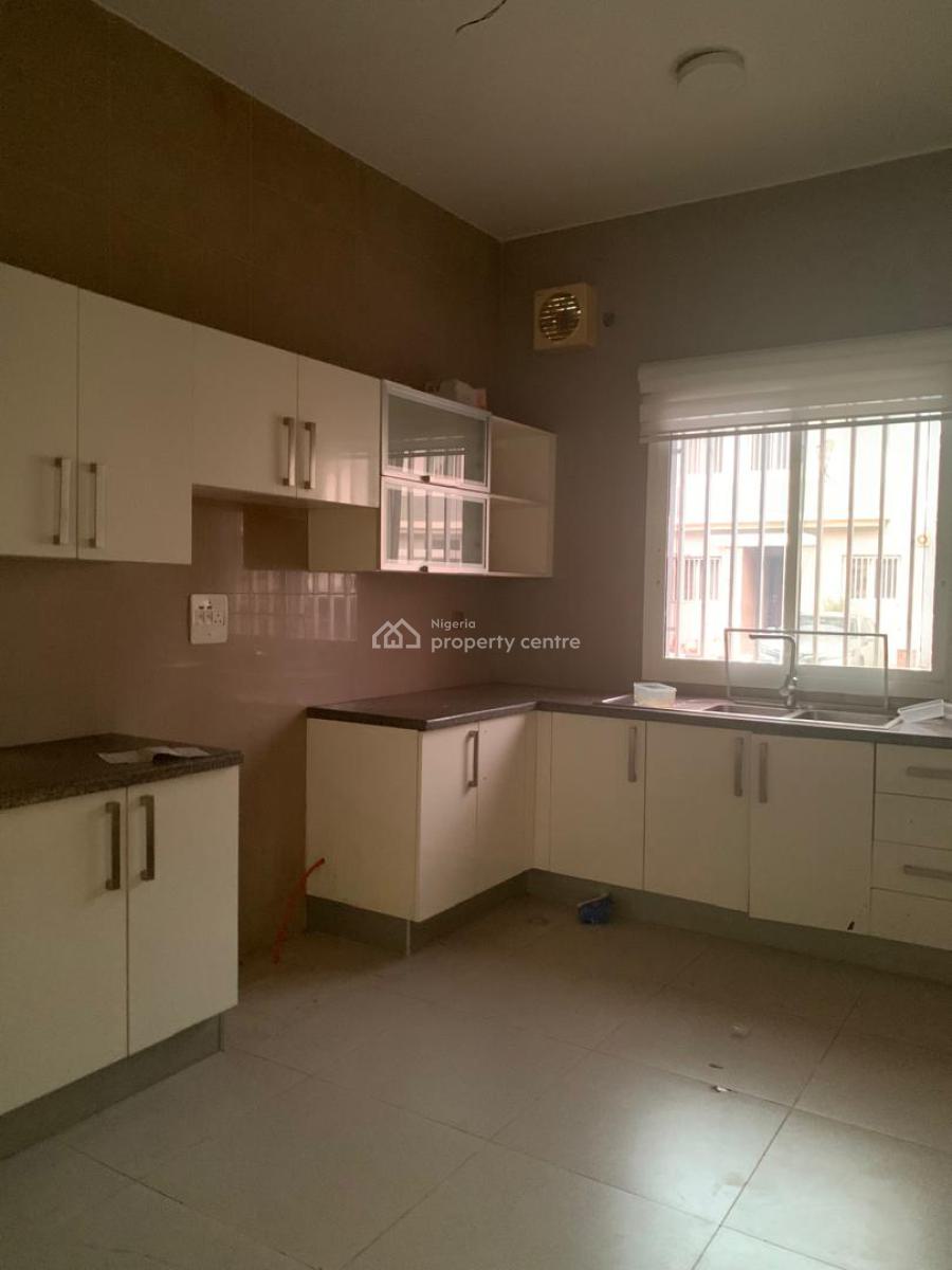 4-bedroom Terrace Duplex and Bq, Opposite Empire Energy Close to Market Square, Dawaki, Gwarinpa, Abuja, Terraced Duplex for Rent