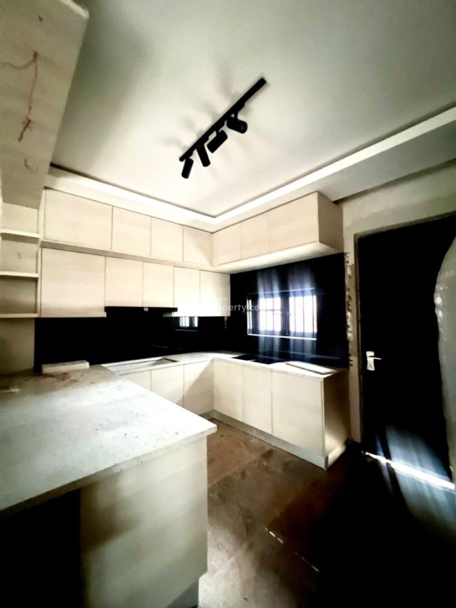 Newly Built 4 Bedroom Terrace Duplex with Pool, Bq in a Secure Estate, Lekki Phase 1, Lekki, Lagos, Terraced Duplex for Sale