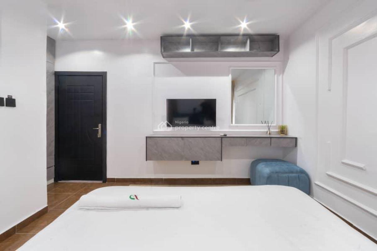 Premium Luxurious 3 Bedroom Apartment with Pool and Gym, Victoria Island (vi), Lagos, Flat / Apartment Short Let