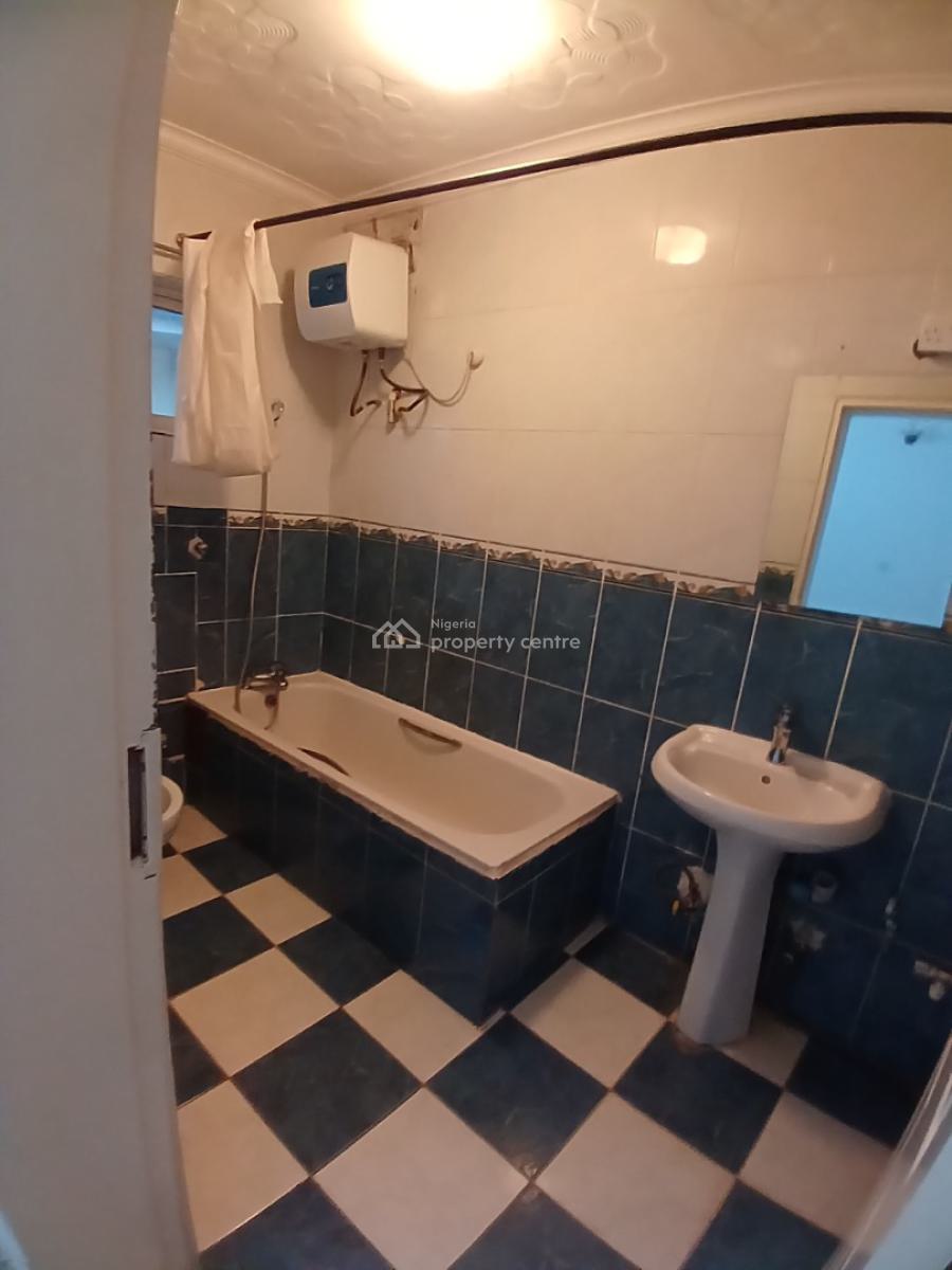 Well Built  3 Bedroom Block of Flat, Asokoro Abuja Diplomatic Zone, Asokoro District, Abuja, House for Rent