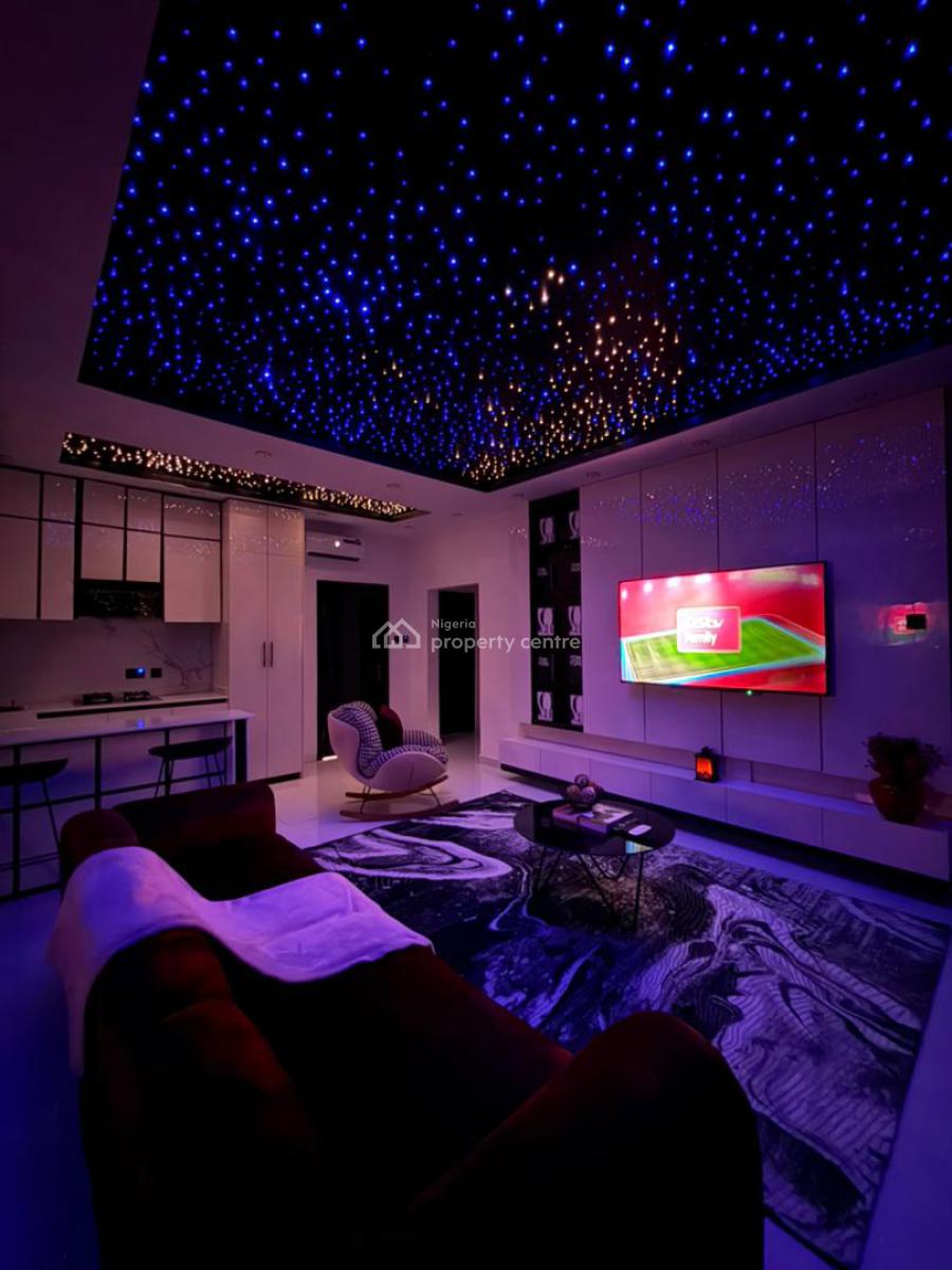 1 Bedroom Apartment with a Private Cinema, Bathub, Lekki, Lagos, Flat / Apartment Short Let