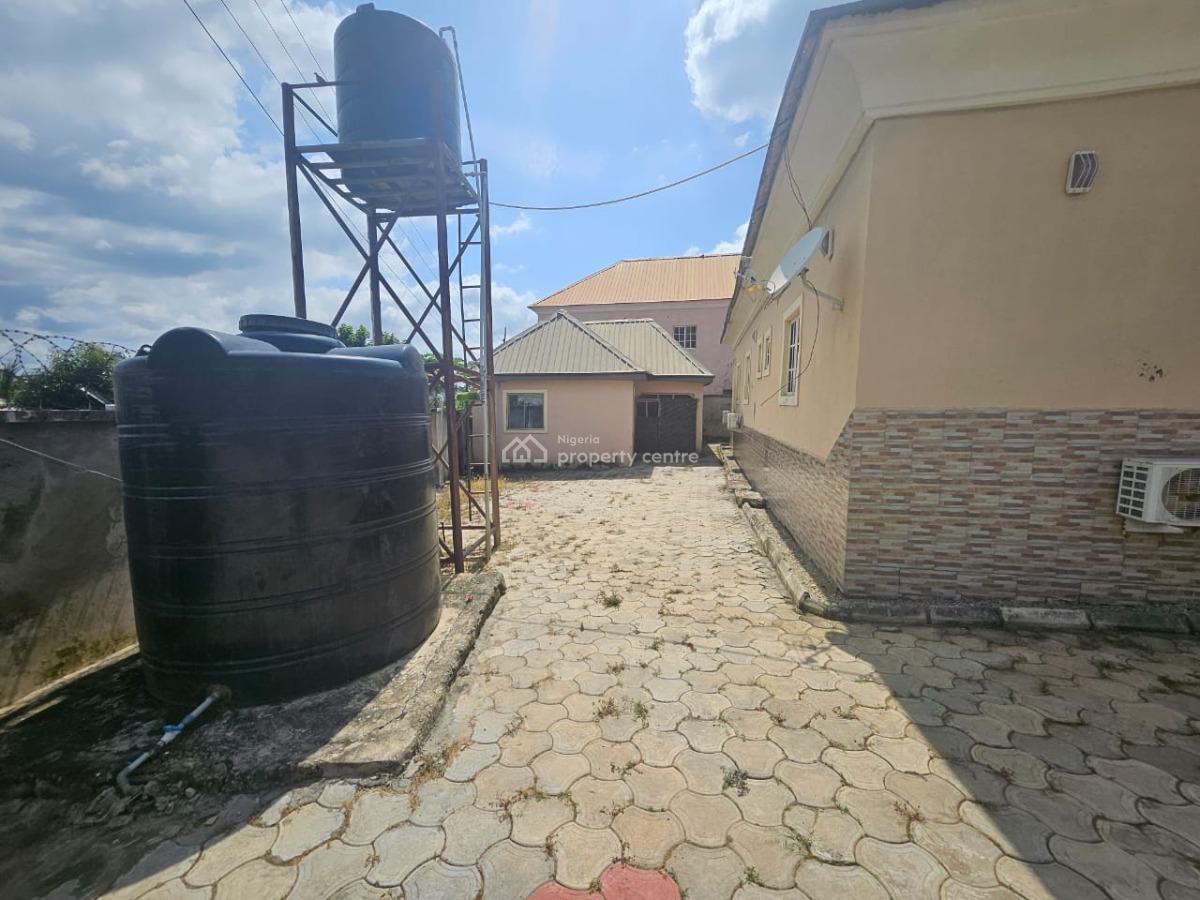Exquisite 4 Bedroom Bungalow with 2 Bq, Bwari, Abuja, Detached Bungalow for Sale