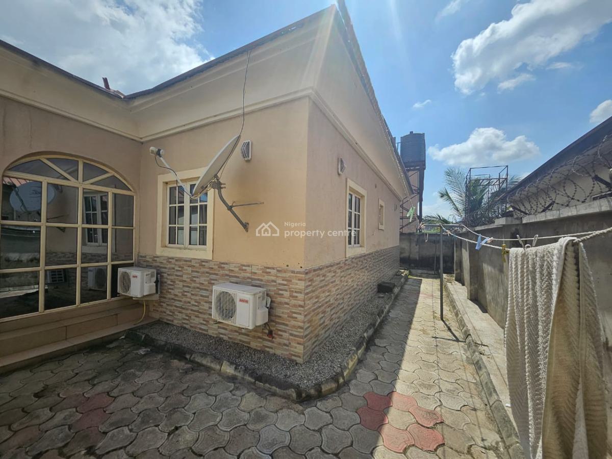 Exquisite 4 Bedroom Bungalow with 2 Bq, Bwari, Abuja, Detached Bungalow for Sale