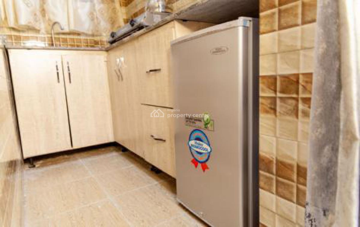 1 Bedroom Apartment, Otunla Street, Kajola Busstop, Lakowe, Ibeju Lekki, Lagos, Flat / Apartment Short Let