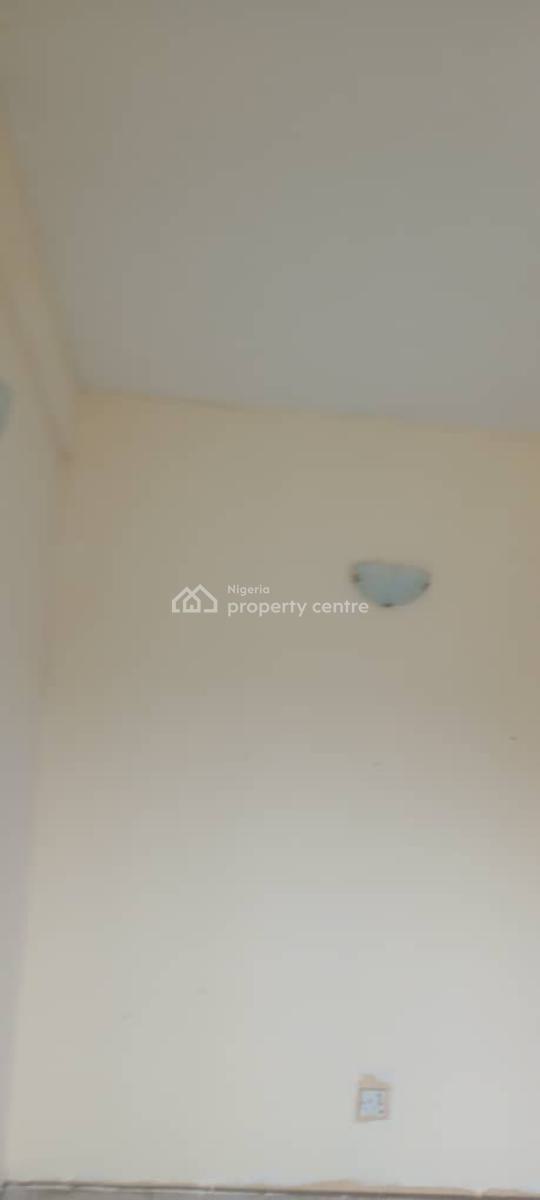 Newly Renovated 2 Bedroom Flats, Maryland, Lagos, Flat / Apartment for Rent