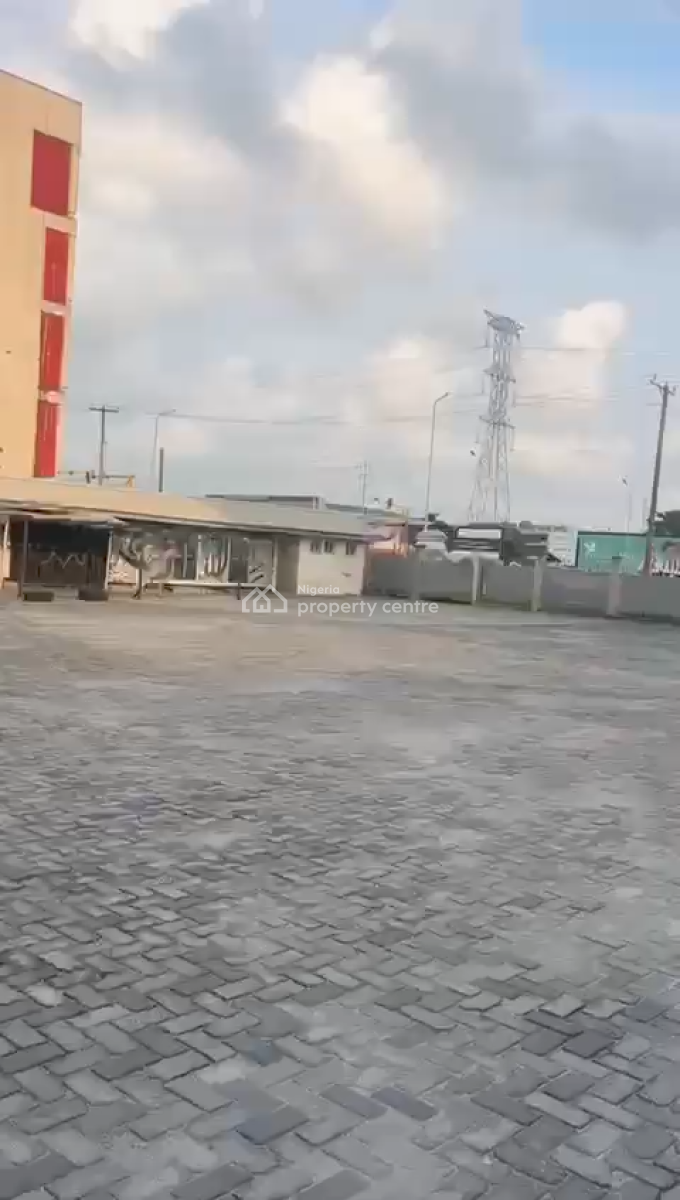 Fully Interlocked Land Measuring 1300sqms Facing Lekki-epe Express Way, Facing Lekki-epe Express Way, Lekki Phase 1, Lekki, Lagos, Commercial Land for Sale