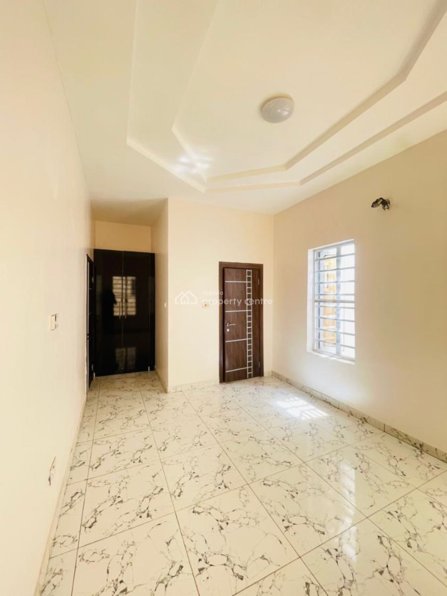 5 Bedroom Fully Detached Duplex with Bq, Ikota, Lekki, Lagos, Detached Duplex for Sale