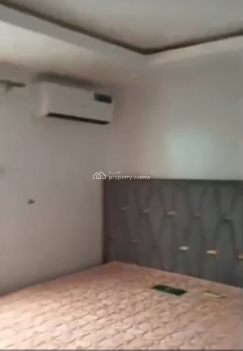 Cool Nice Mini Flat Available, Victoria Island (vi), Lagos, Mini Flat (room and Parlour) for Rent