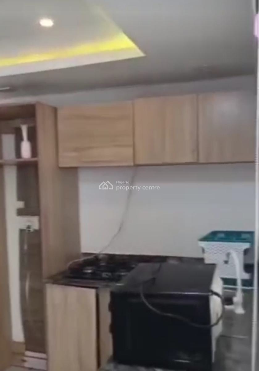 Cool Nice Mini Flat Available, Victoria Island (vi), Lagos, Mini Flat (room and Parlour) for Rent
