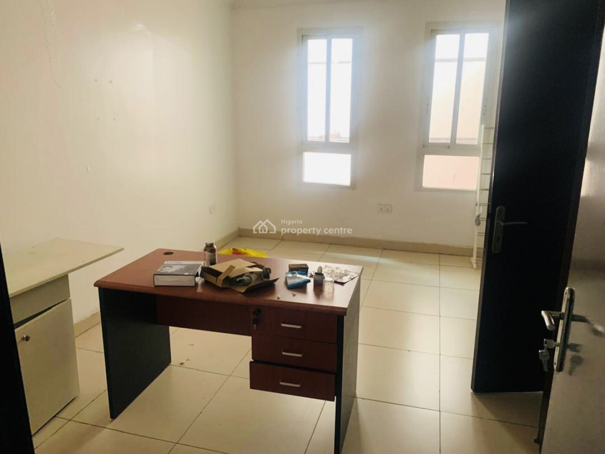 Great Deal! Exquisite 2 Bedroom Apartment with Elevator, Gym and Pool, Old Ikoyi, Ikoyi, Lagos, Flat / Apartment for Sale