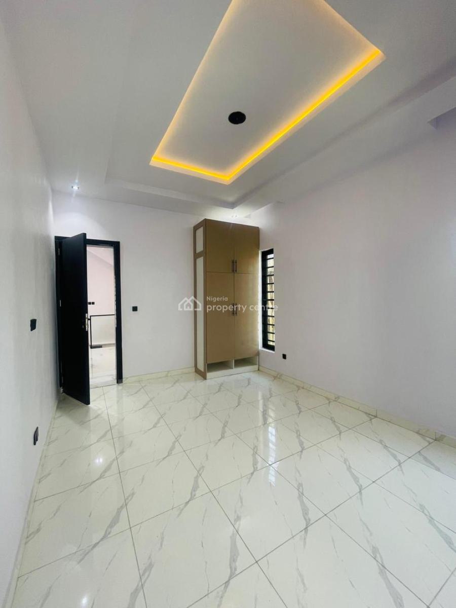 Lovely Built 5 Bedroom Fully Detached Duplex with Bq, Swimming Pool, Lekki County, Lekki, Lagos, Detached Duplex for Sale