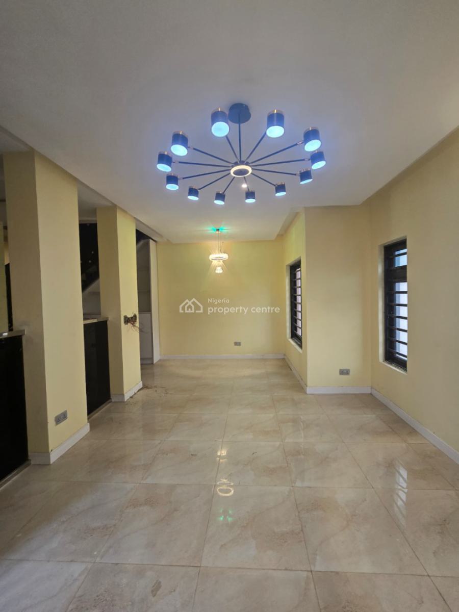 Self Compound 4 Bedroom Semi-detached Duplex, Mary, Maryland, Lagos, Semi-detached Duplex for Sale
