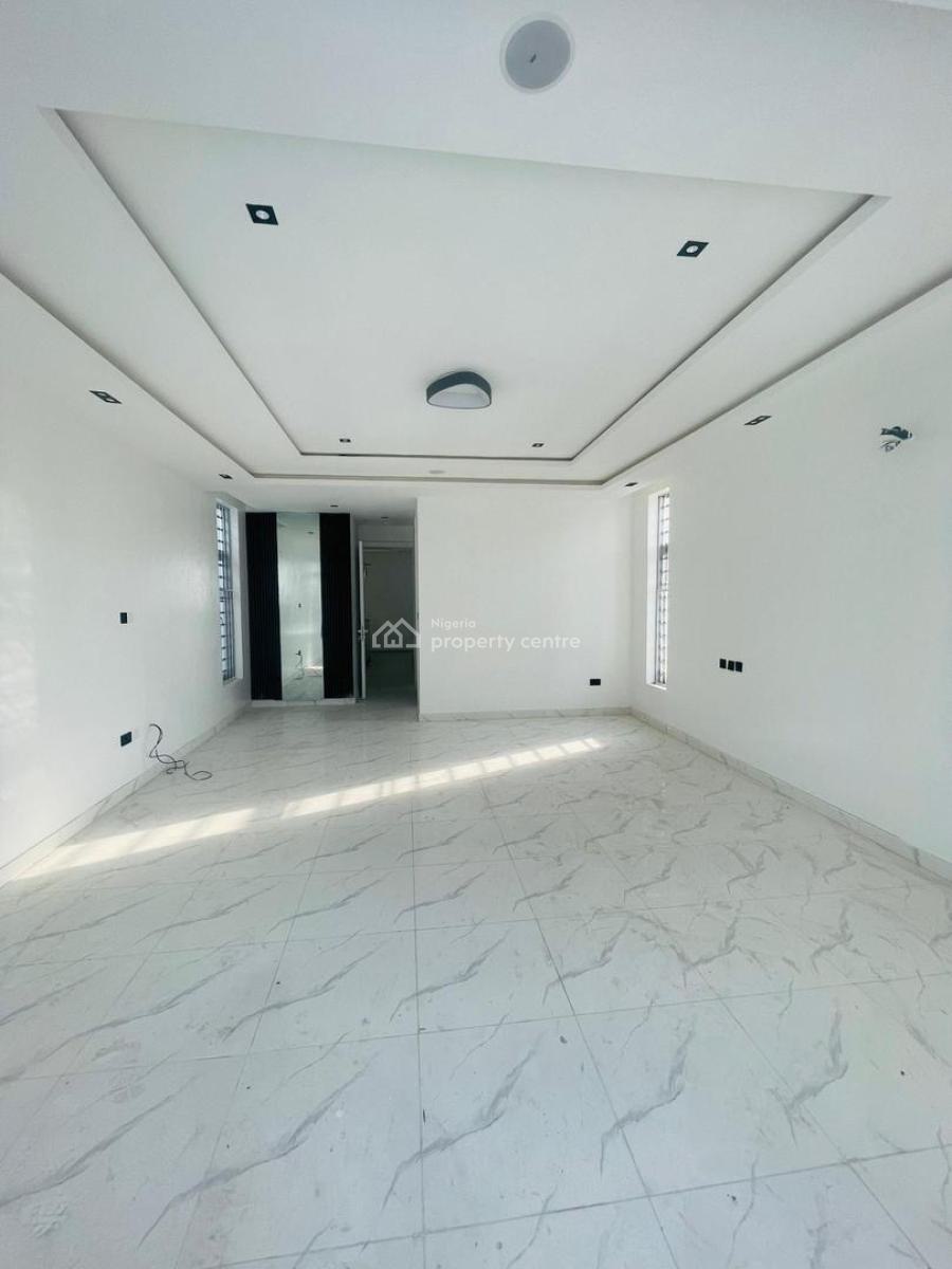 Pristine 5 Bedroom Fully Detached with Bq, Lekki County, Lekki, Lagos, Detached Duplex for Sale