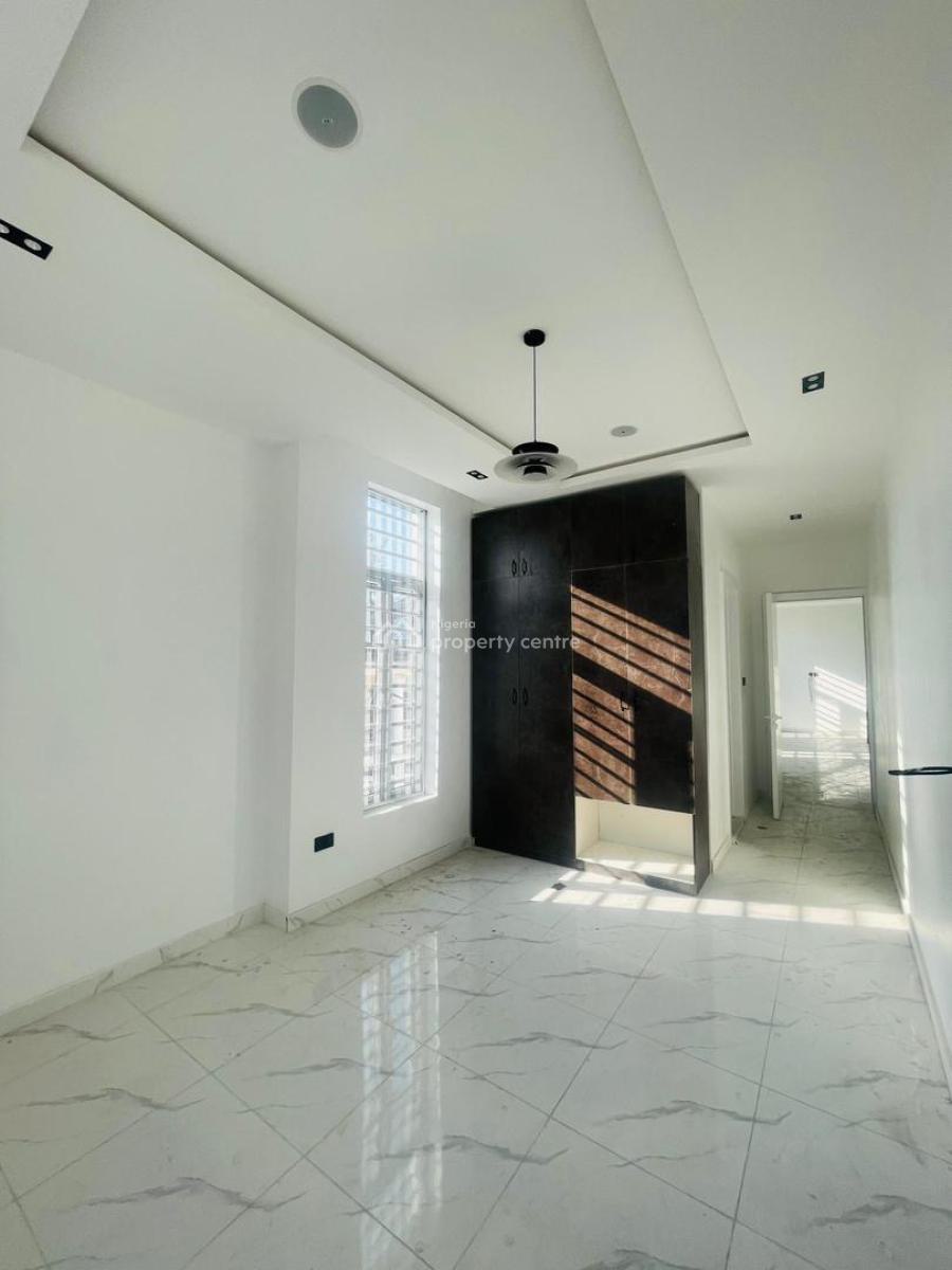 Pristine 5 Bedroom Fully Detached with Bq, Lekki County, Lekki, Lagos, Detached Duplex for Sale