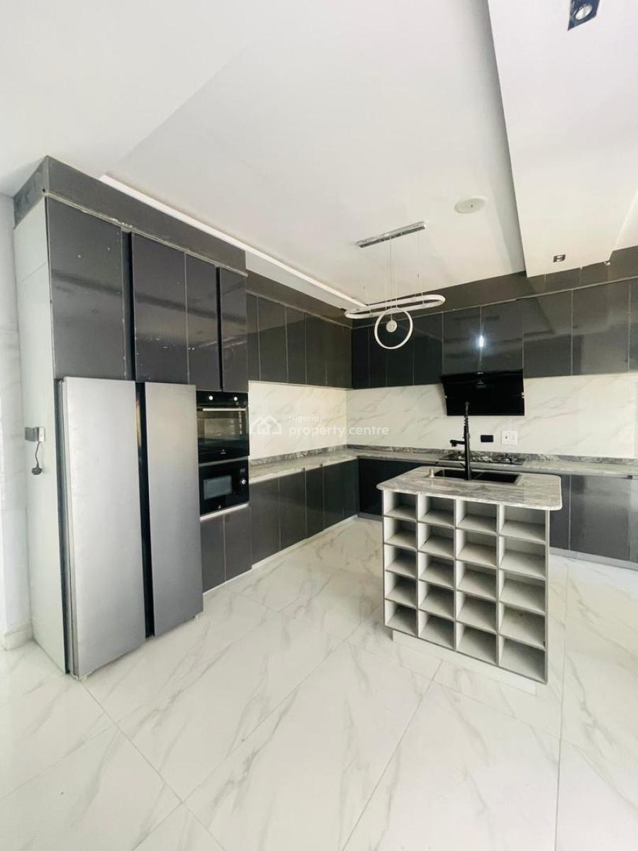 Pristine 5 Bedroom Fully Detached with Bq and Swimming Pool, Lekki County, Lekki, Lagos, Detached Duplex for Sale