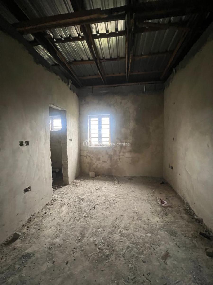 Well Built 4 Bedrooms Duplex, Orchid Road Before The Round About, Lekki, Lagos, Terraced Duplex for Sale