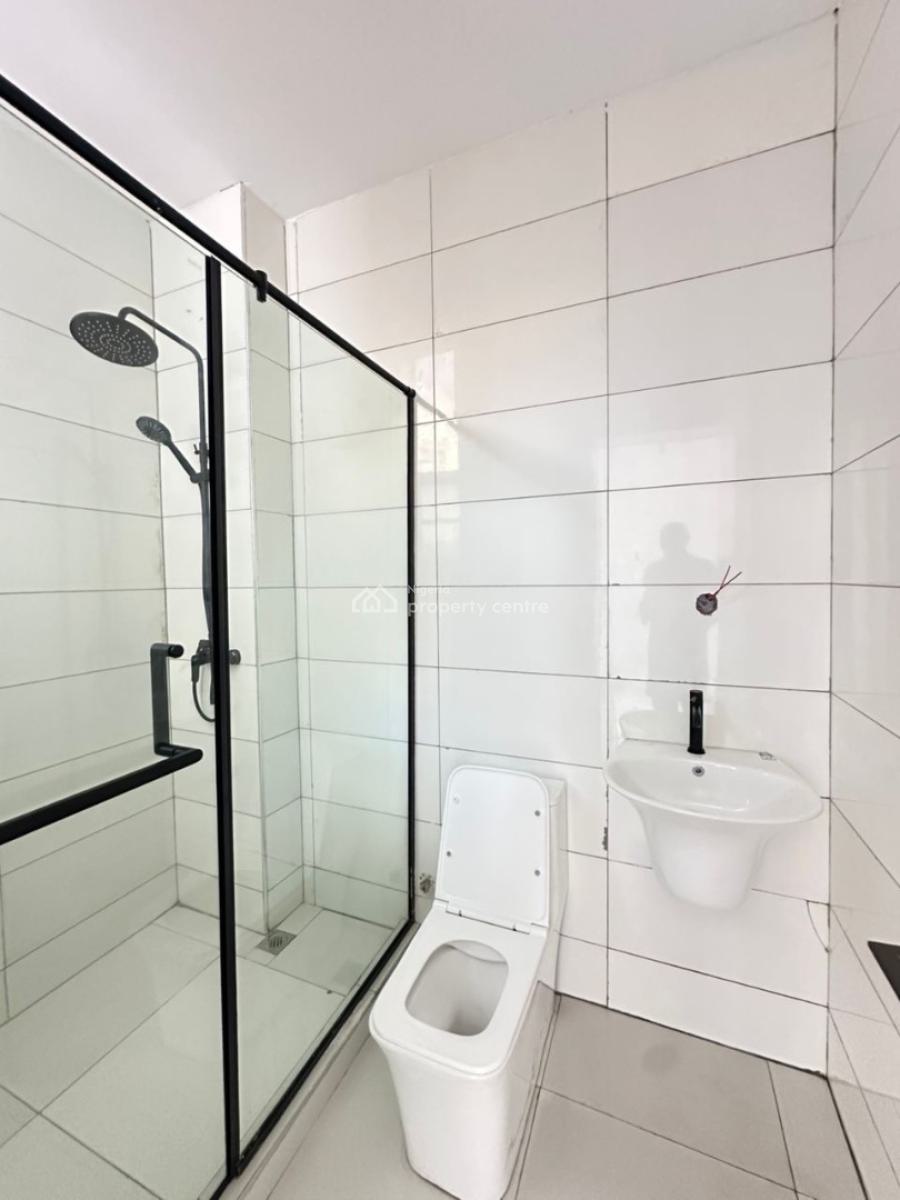 Newly Built 2 Bedroom Apartment with Swimming Pool and Gym, Suitable for Investment and Personal Residence, Oniru, Victoria Island (vi), Lagos, Flat / Apartment for Sale