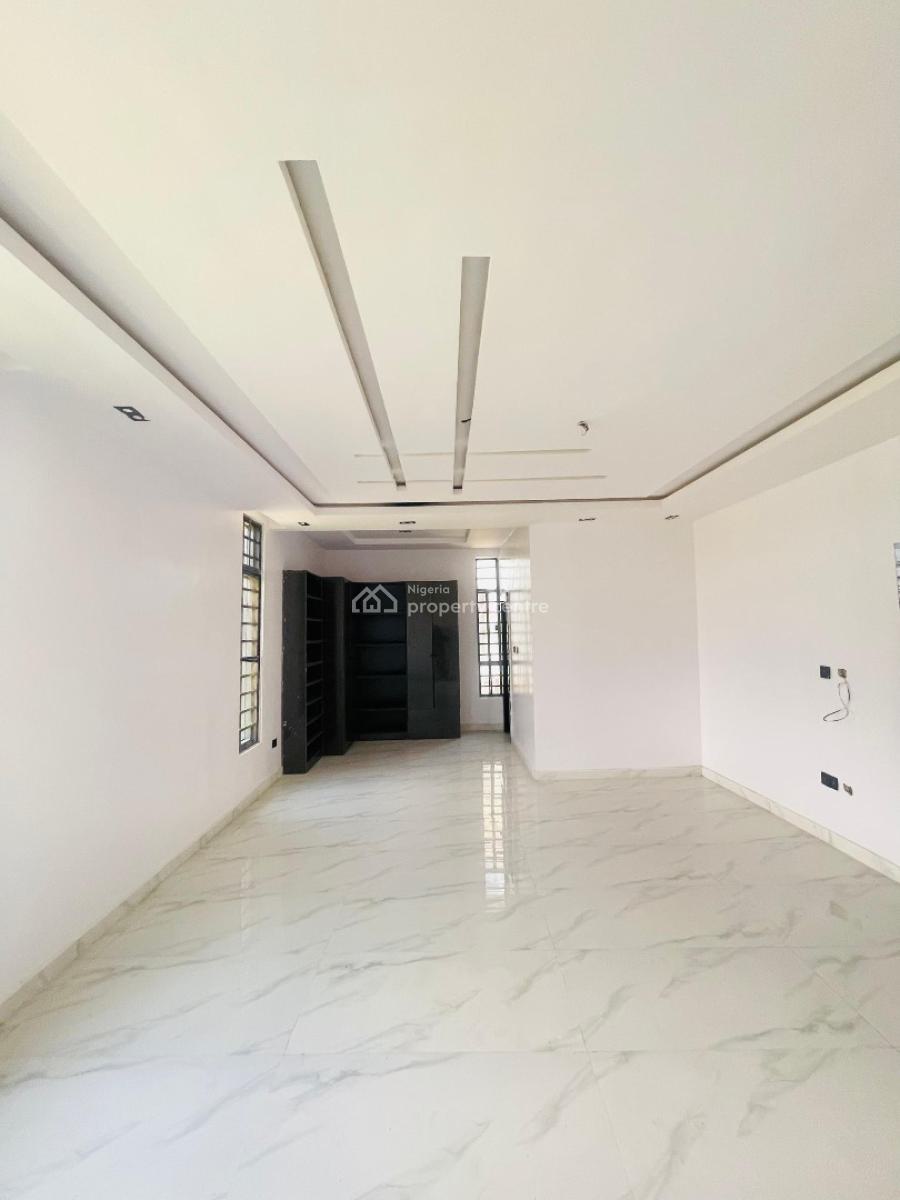 Pristine 5 Bedroom  Fully Detached with Bq, Lekki Country, Lekki, Lagos, Detached Duplex for Sale