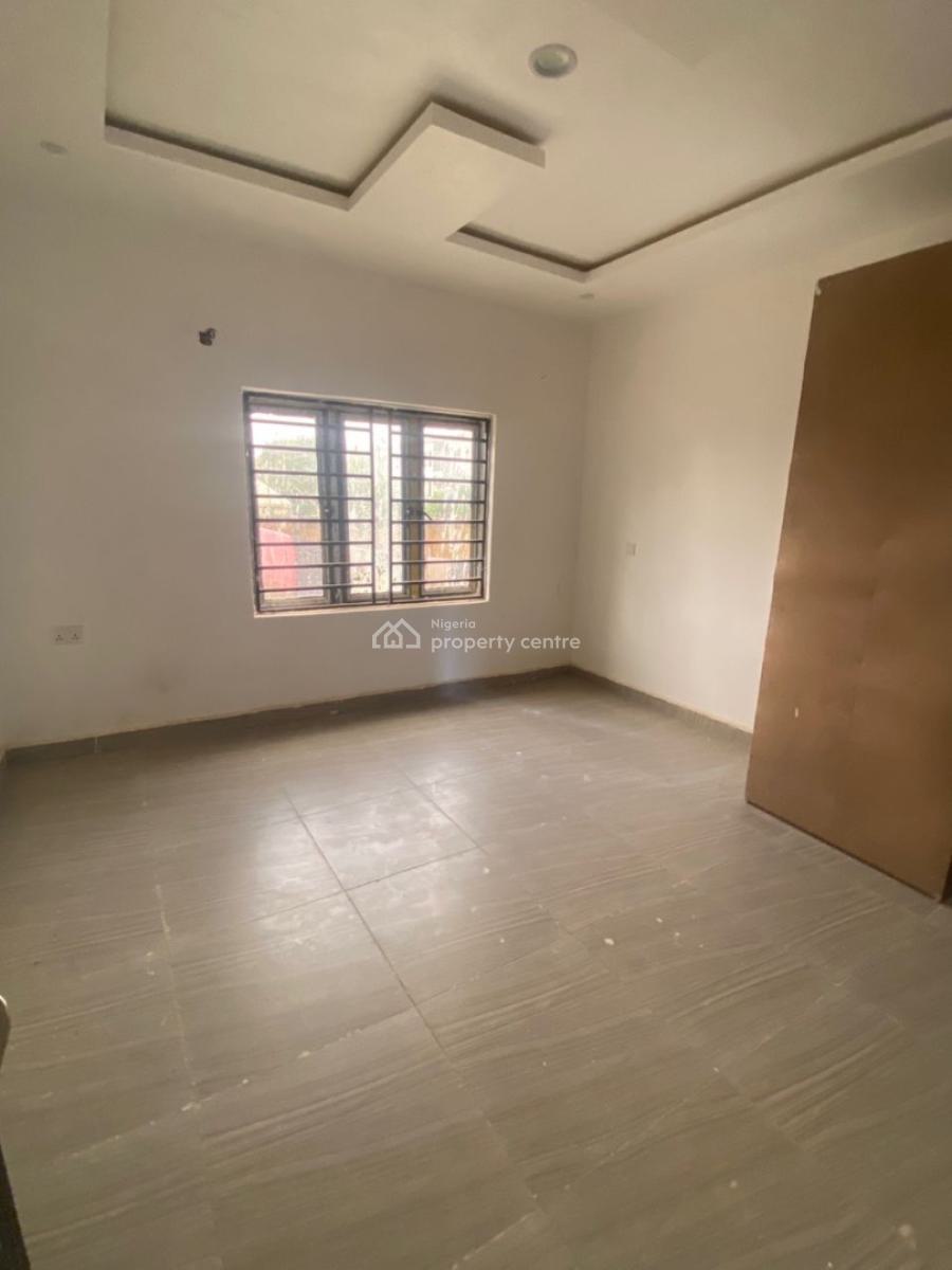 Lovely Standard 3 Bedroom Apartment with Space, Dakibiyu, Jabi, Abuja, Flat / Apartment for Sale