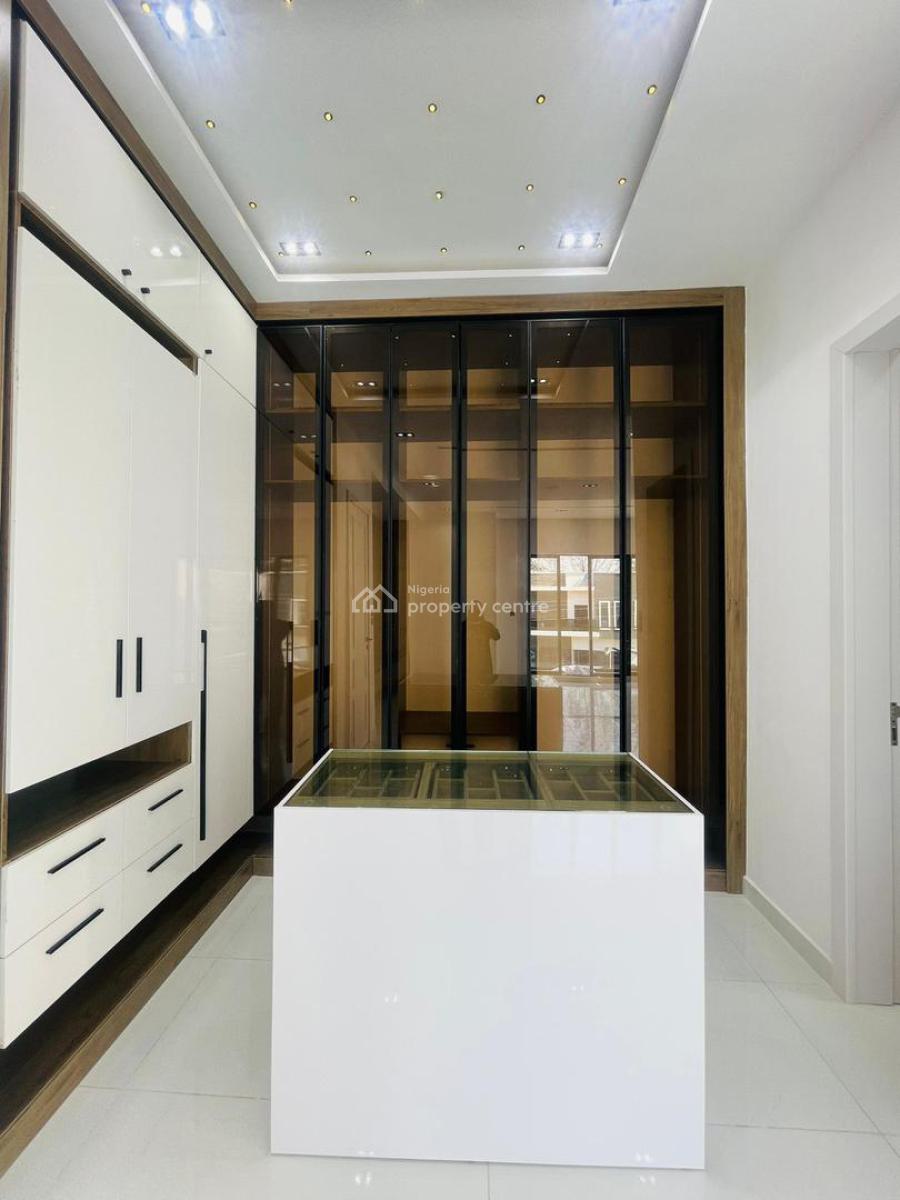 Lovely Built 5 Bedroom Fully Detached Duplex Plus Bq, Exclusively Designed Home with Bq in a Secured Estate, Lekki County, Lekki Phase 2, Lekki, Lagos, Detached Duplex for Sale