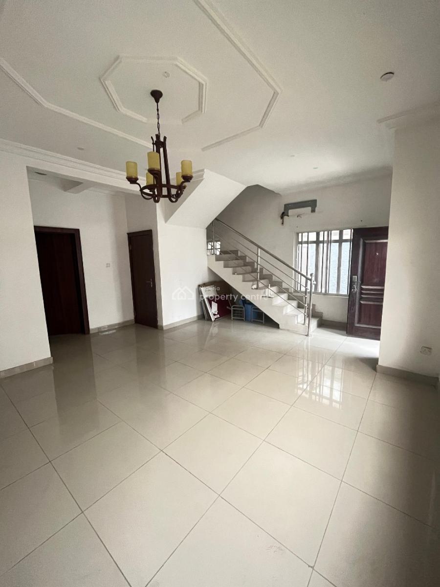3bedroom Terraced Duplex Available, Orchid Road, Lekki, Lagos, Terraced Duplex for Rent