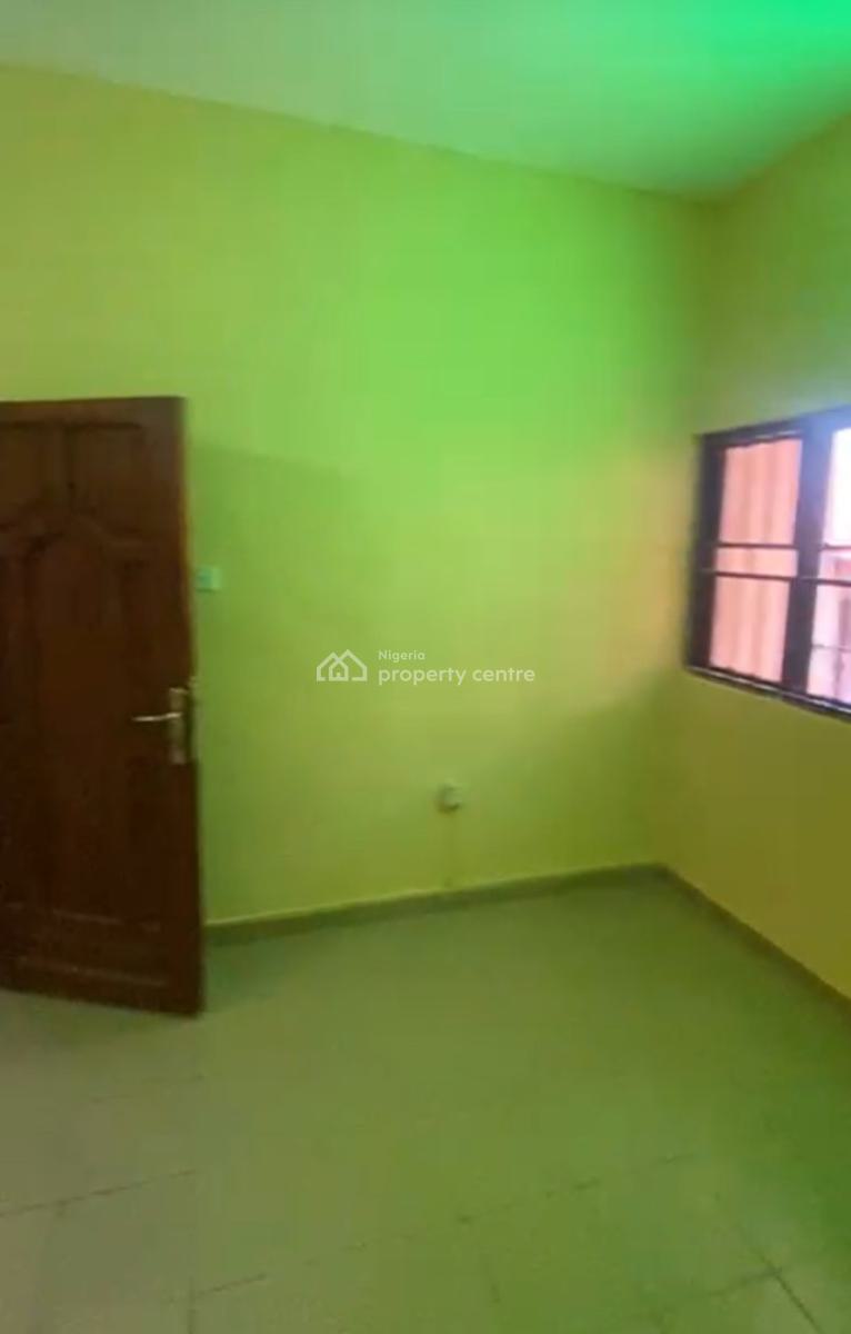 Nice Spacious 3 Bedroom Flat , 2sitting Rm, By Lent, Life Camp, Abuja, Flat / Apartment for Rent