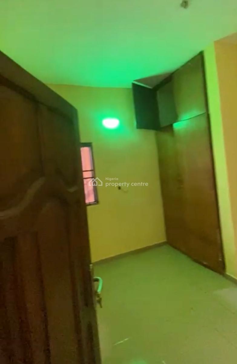 Nice Spacious 3 Bedroom Flat , 2sitting Rm, By Lent, Life Camp, Abuja, Flat / Apartment for Rent