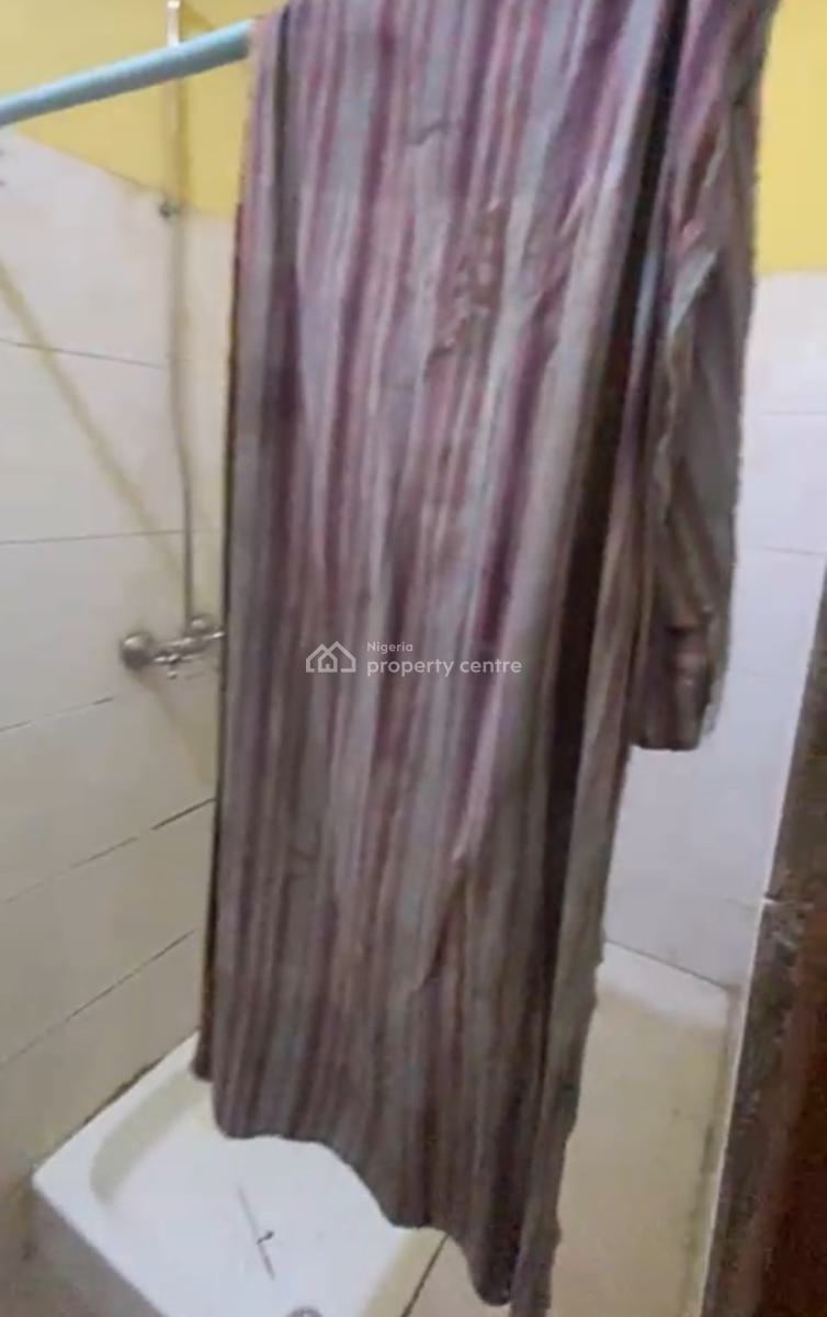 Nice Spacious 3 Bedroom Flat , 2sitting Rm, By Lent, Life Camp, Abuja, Flat / Apartment for Rent