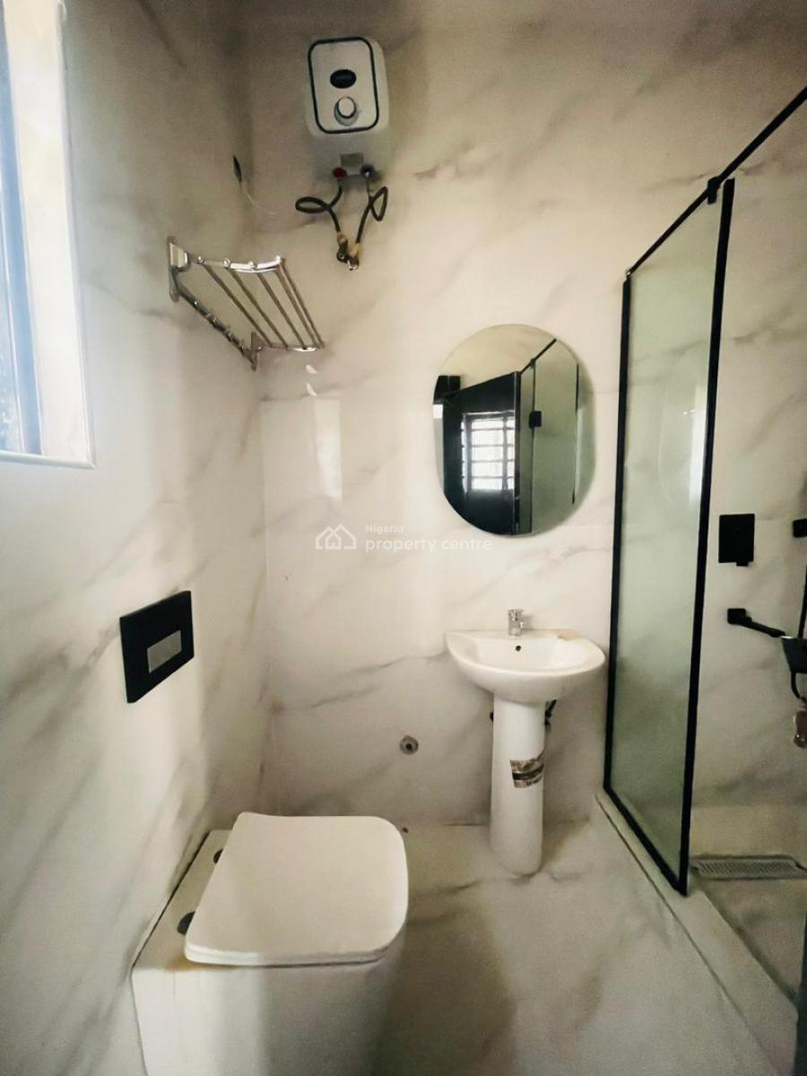 Pristine 5 Bedroom  Fully Detached with Bq and Swimming Poolim, Stunningly Detailed Home with Pool and Bq in an Estate, Lekki County, Lekki Phase 2, Lekki, Lagos, Detached Duplex for Sale