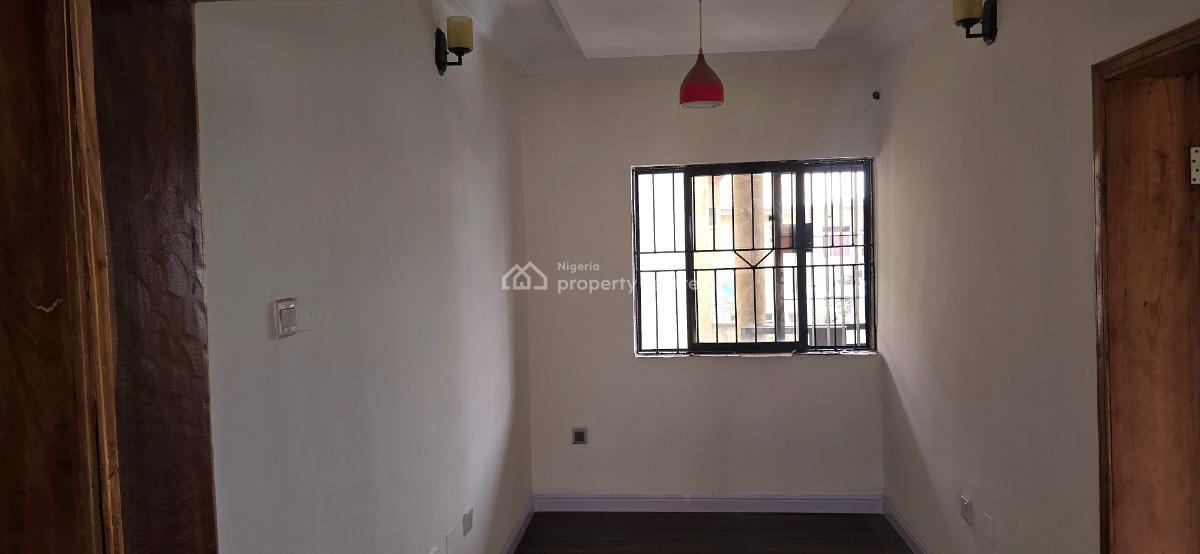 Refurbished Units of 3 Bedroom Flat, Ikota Villa Estate, Ikota, Lekki, Lagos, Flat / Apartment for Rent