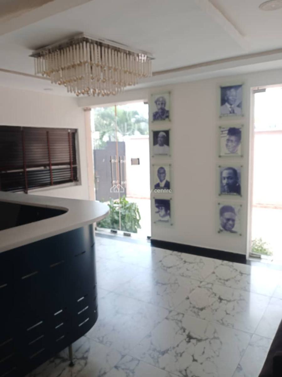 17-bedroom Luxury Hotel, Off Admiralty Rd, Lekki Phase 1, Lekki, Lagos, Hotel / Guest House for Rent