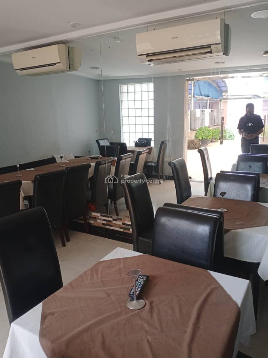 17-bedroom Luxury Hotel, Off Admiralty Rd, Lekki Phase 1, Lekki, Lagos, Hotel / Guest House for Rent