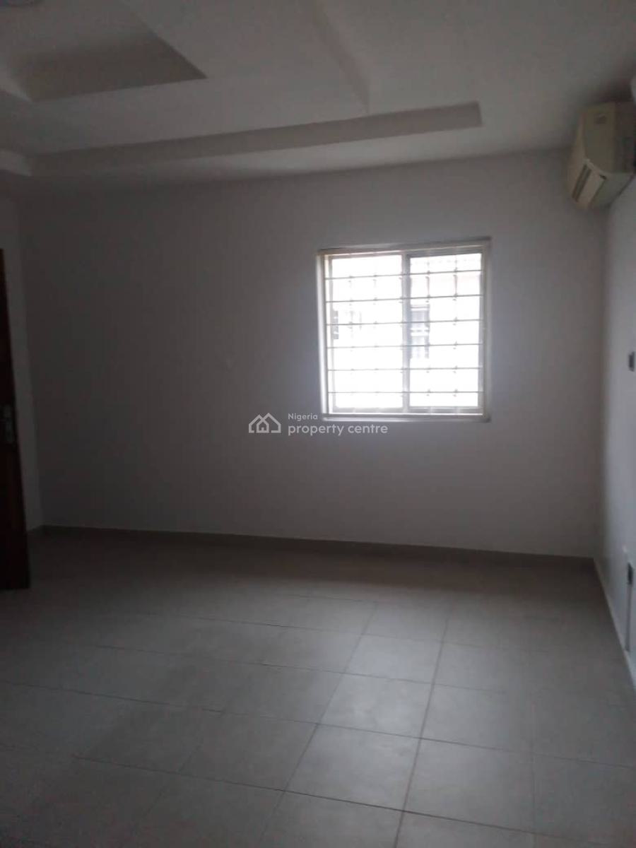 3 Bedroom Terraced & 1 Room Bq, Off Bourdilon Road, Ikoyi, Lagos, Terraced Duplex for Rent